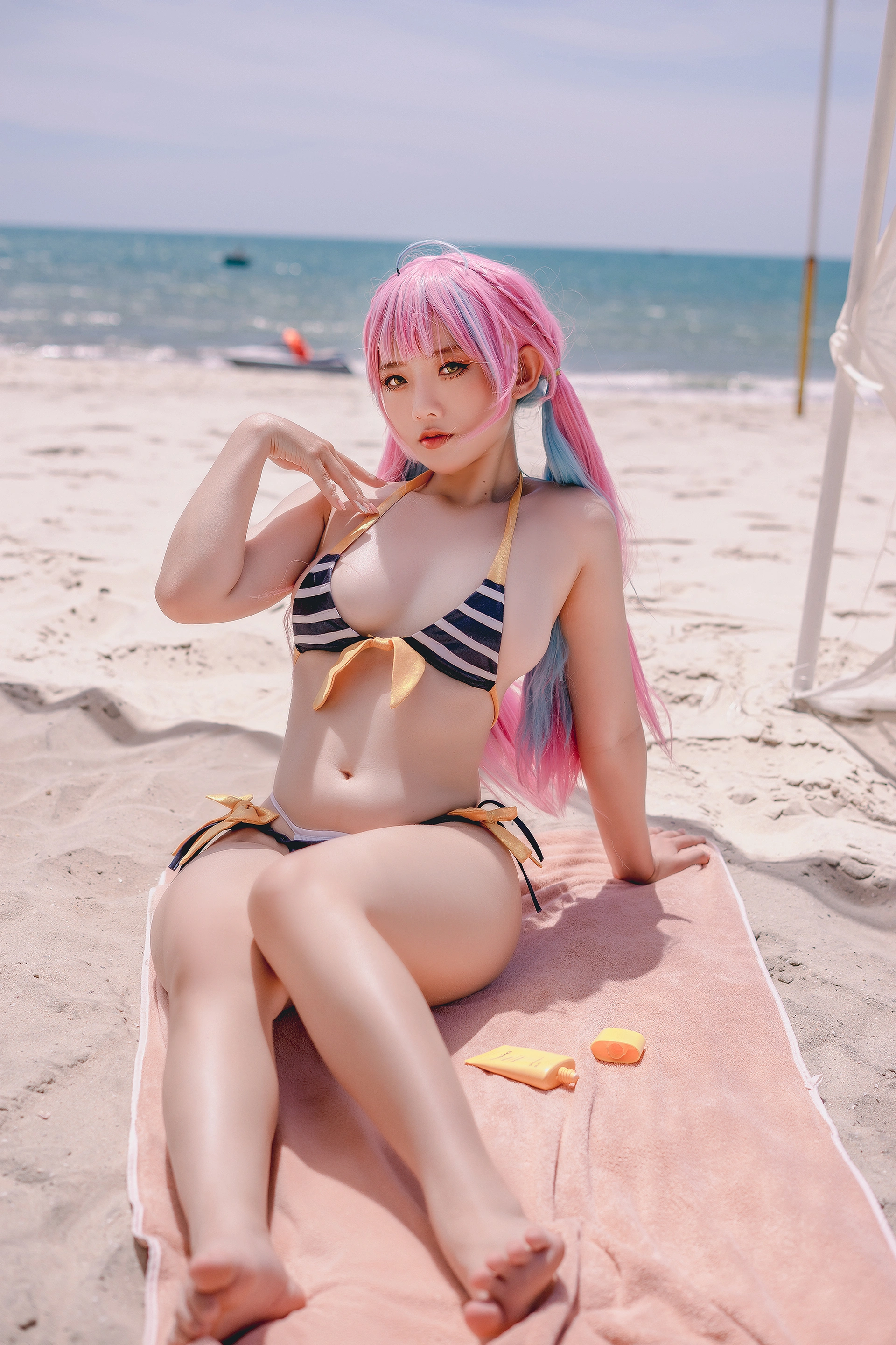 Messie Huang – NO.020 Aqua Bikini 2